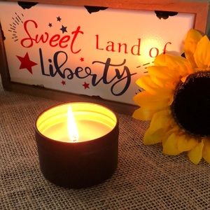 2/$12🔺5oz Passionfruit Punch soy candle